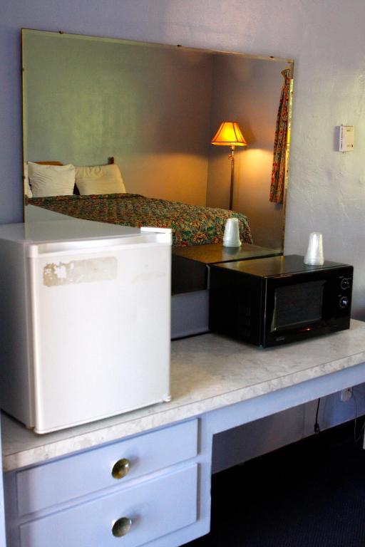 Homestead Motel San Luis Obispo Room photo